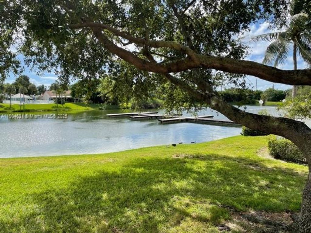 Photo of 2331 NW 33rd St #310, Oakland Park, FL 33309 (MLS # A11904631)