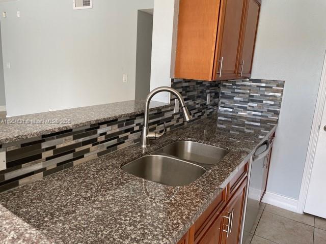 SAILBOAT POINTE CONDO - Residential Lease