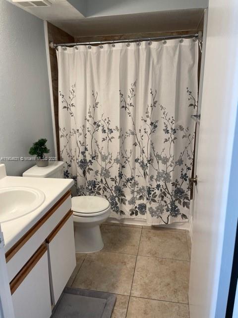 SAILBOAT POINTE CONDO - Residential Lease