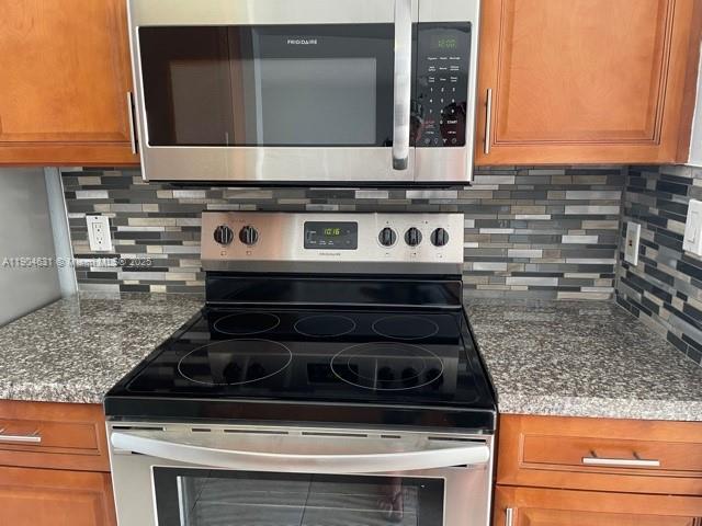 SAILBOAT POINTE CONDO - Residential Lease