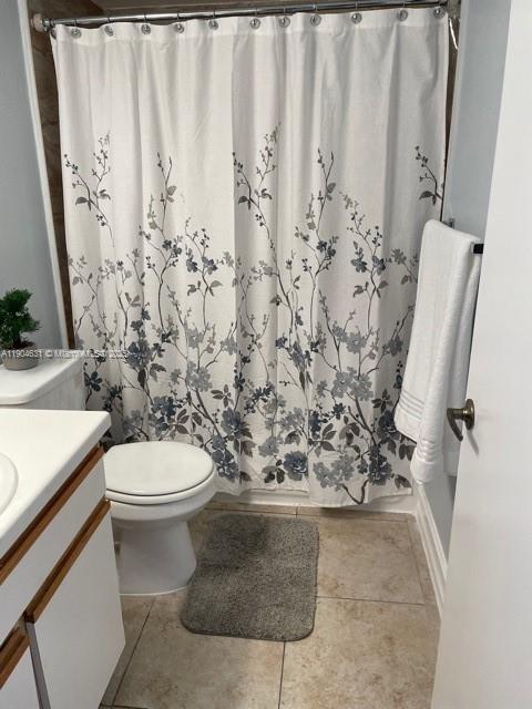 SAILBOAT POINTE CONDO - Residential Lease