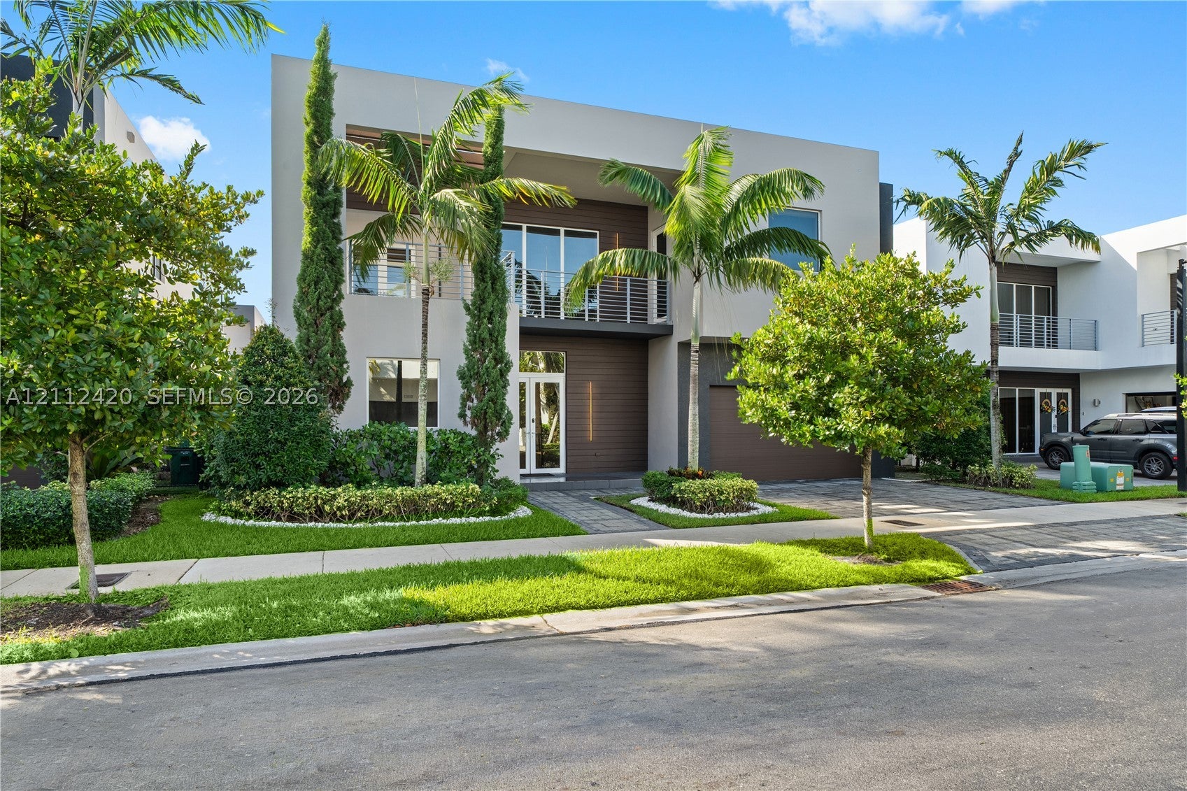 10054 NW 76th Ter