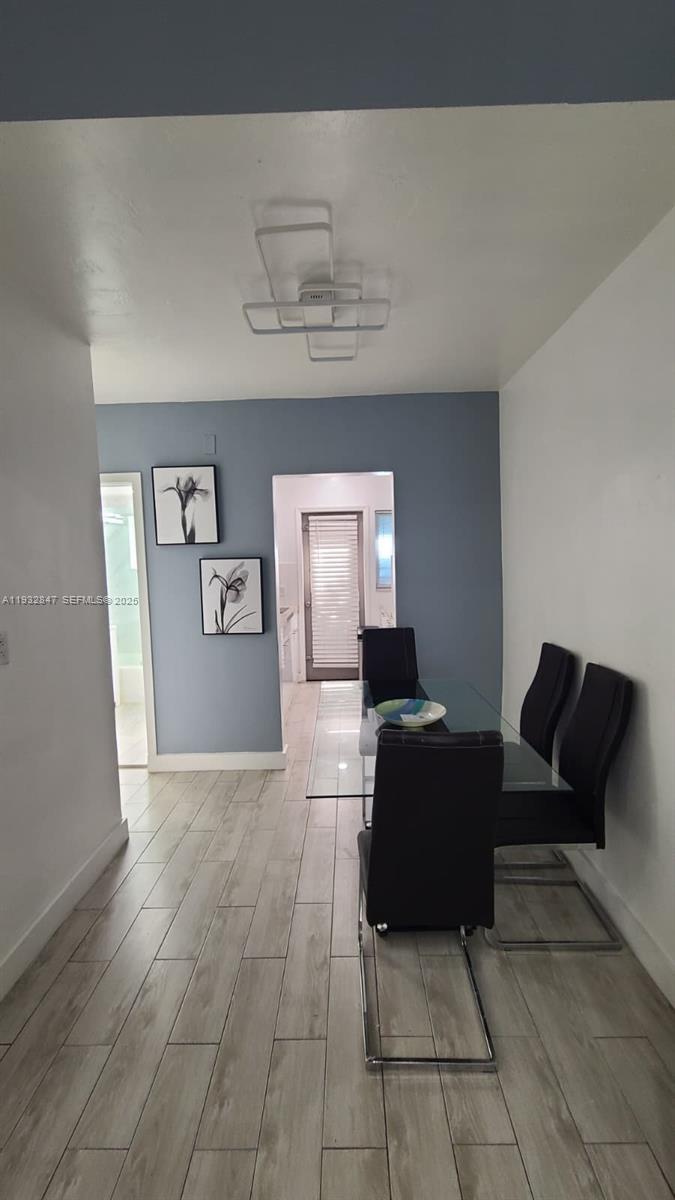 EL CHIOGGIOTTO CONDO - Residential Lease