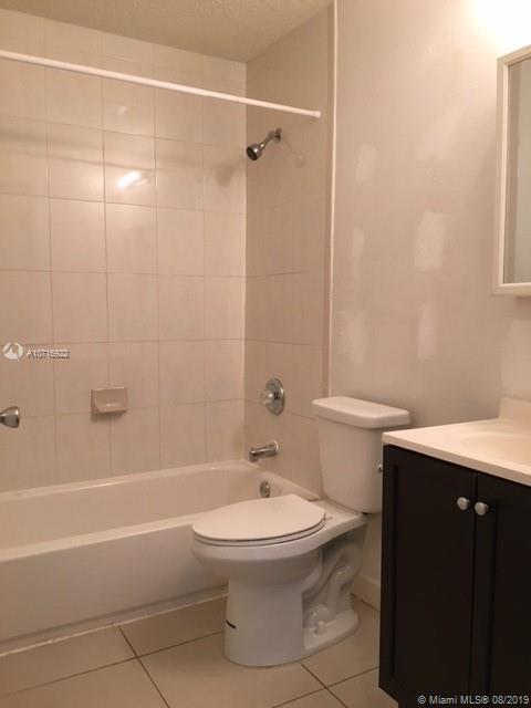 11 54 41 FIRST WESTMORELA - Residential Lease