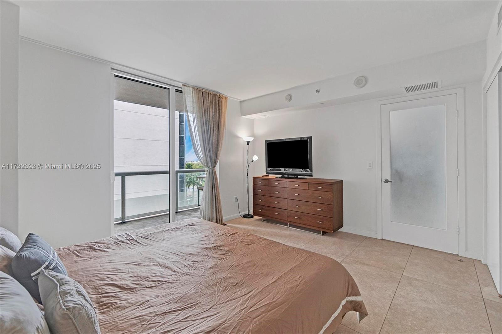 50 BISCAYNE CONDO - Residential