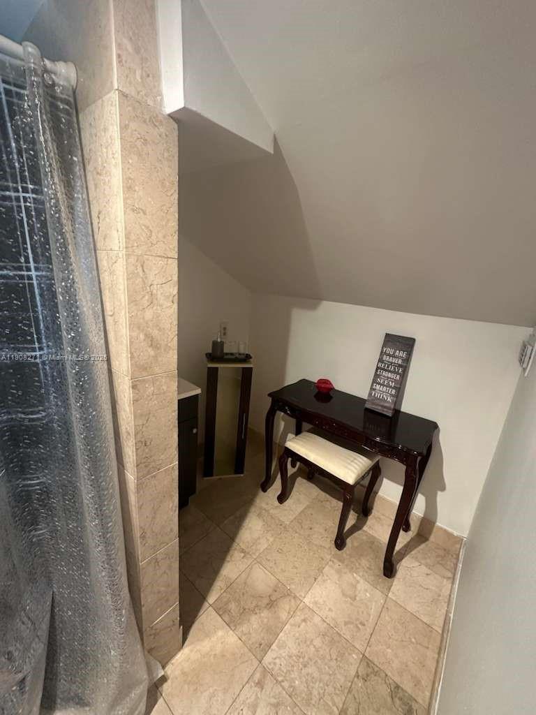 HOLLYWOOD SOUTH SIDE ADD - Residential