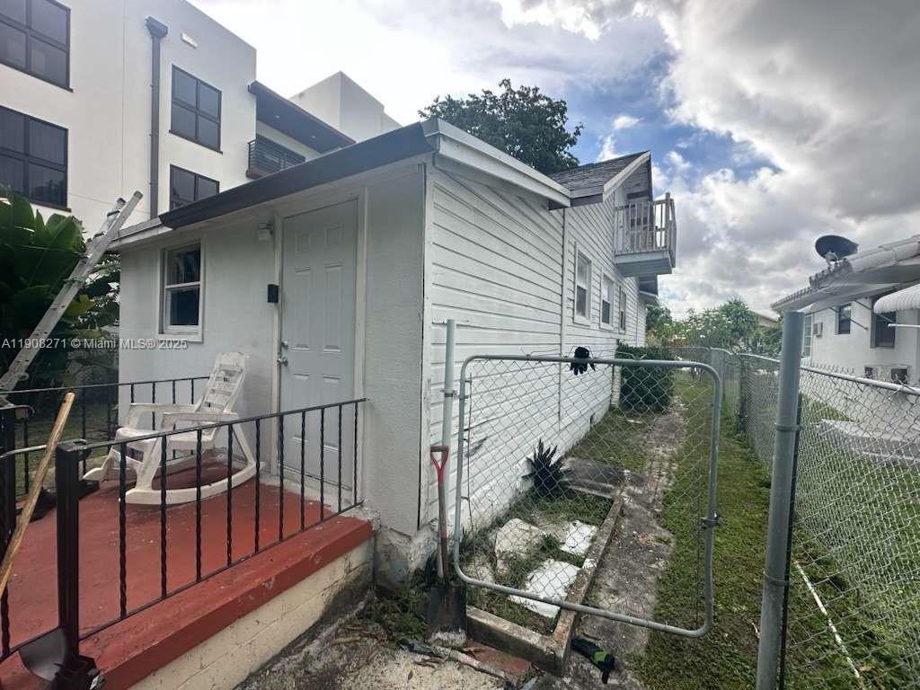 HOLLYWOOD SOUTH SIDE ADD - Residential