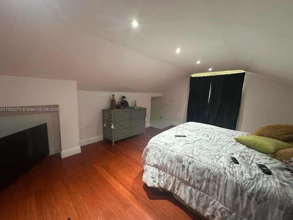 HOLLYWOOD SOUTH SIDE ADD - Residential