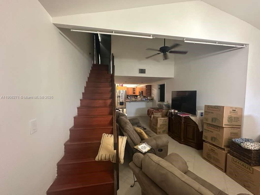 HOLLYWOOD SOUTH SIDE ADD - Residential