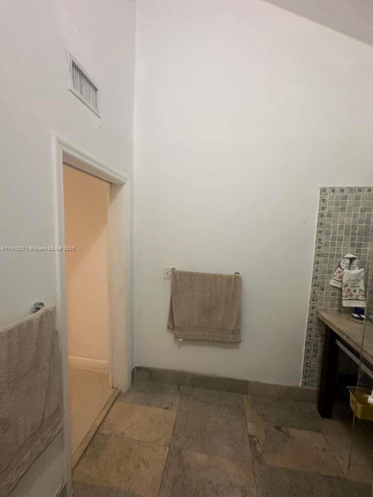 HOLLYWOOD SOUTH SIDE ADD - Residential