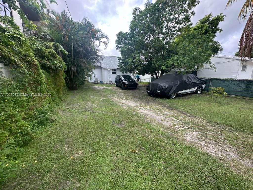 HOLLYWOOD SOUTH SIDE ADD - Residential