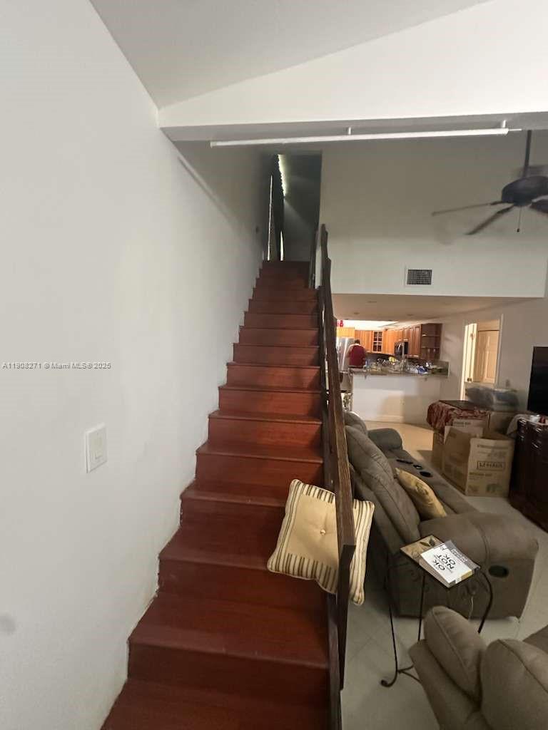 HOLLYWOOD SOUTH SIDE ADD - Residential