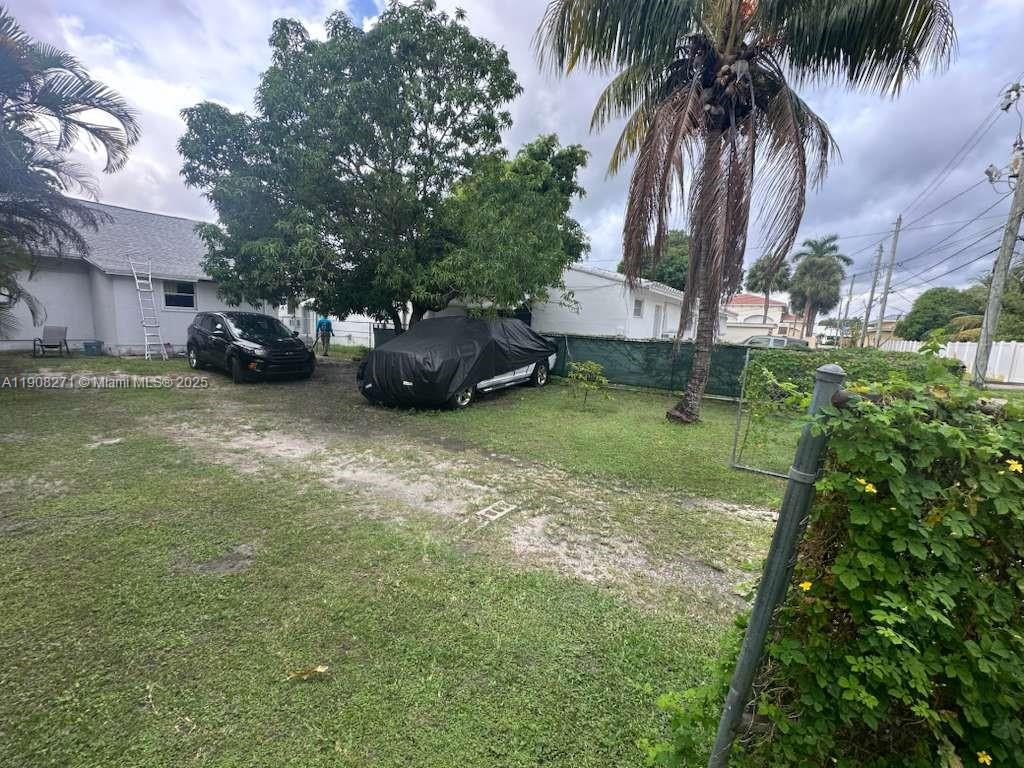 HOLLYWOOD SOUTH SIDE ADD - Residential