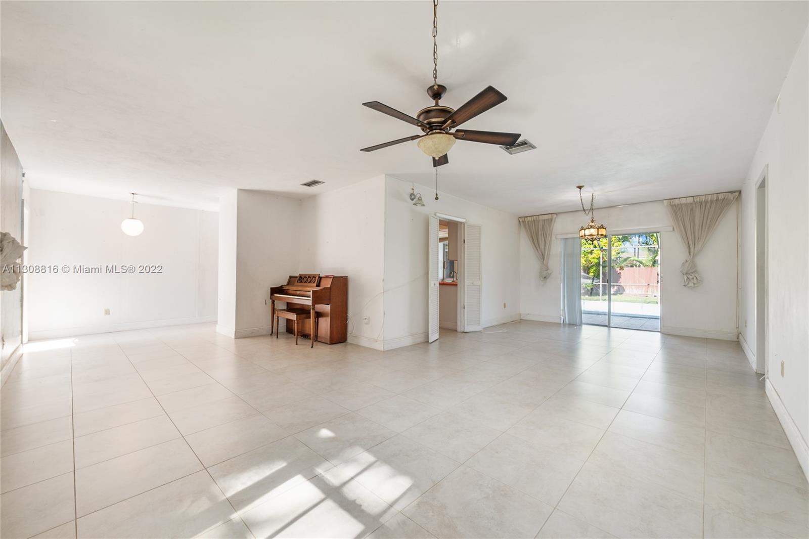 PINE NEEDLE ESTATES SEC T - Residential