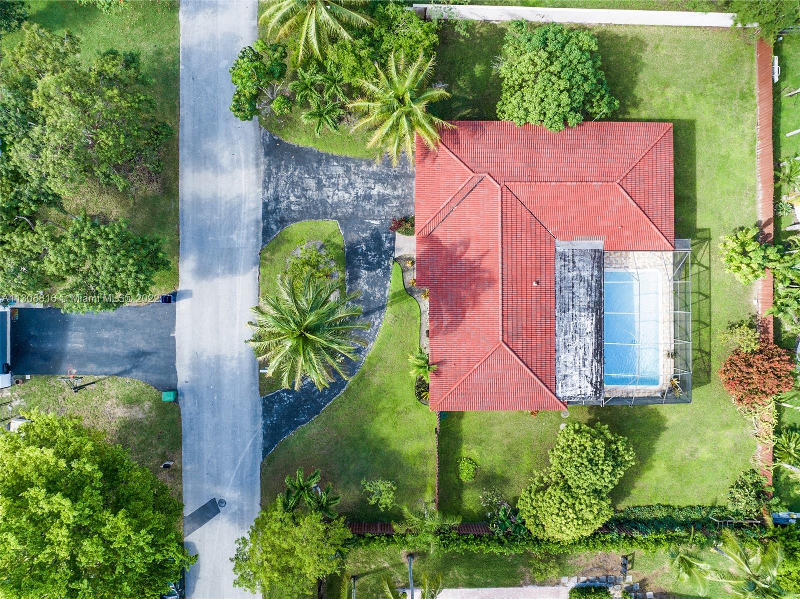 PINE NEEDLE ESTATES SEC T - Residential