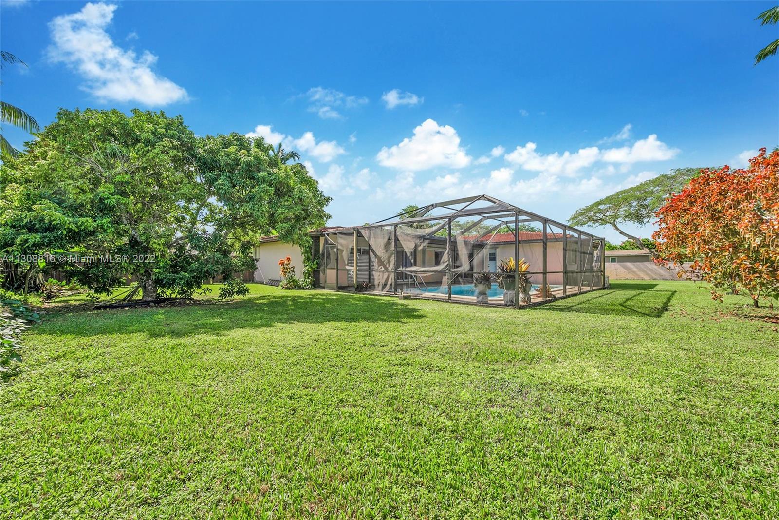 PINE NEEDLE ESTATES SEC T - Residential