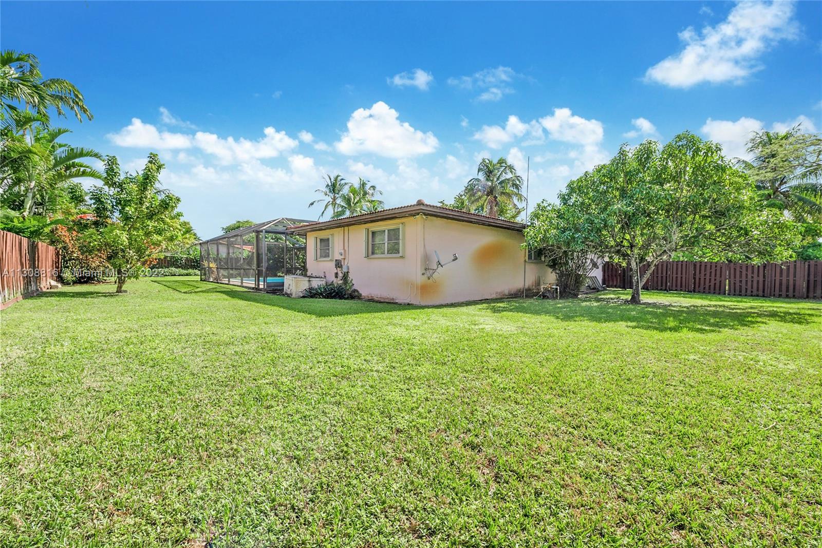 PINE NEEDLE ESTATES SEC T - Residential