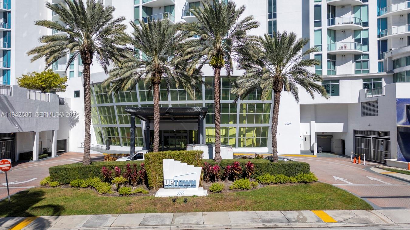 Uptown Marina Lofts - Residential