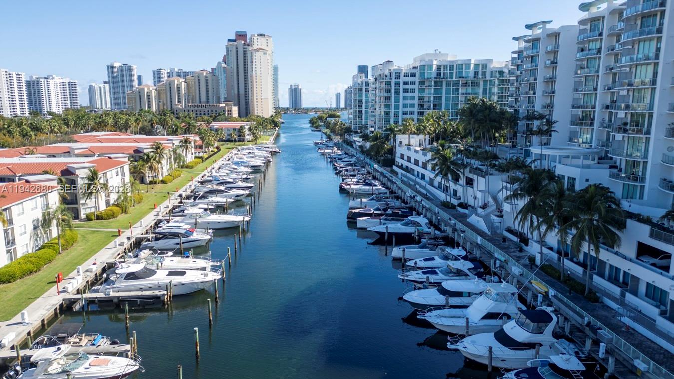 Uptown Marina Lofts - Residential