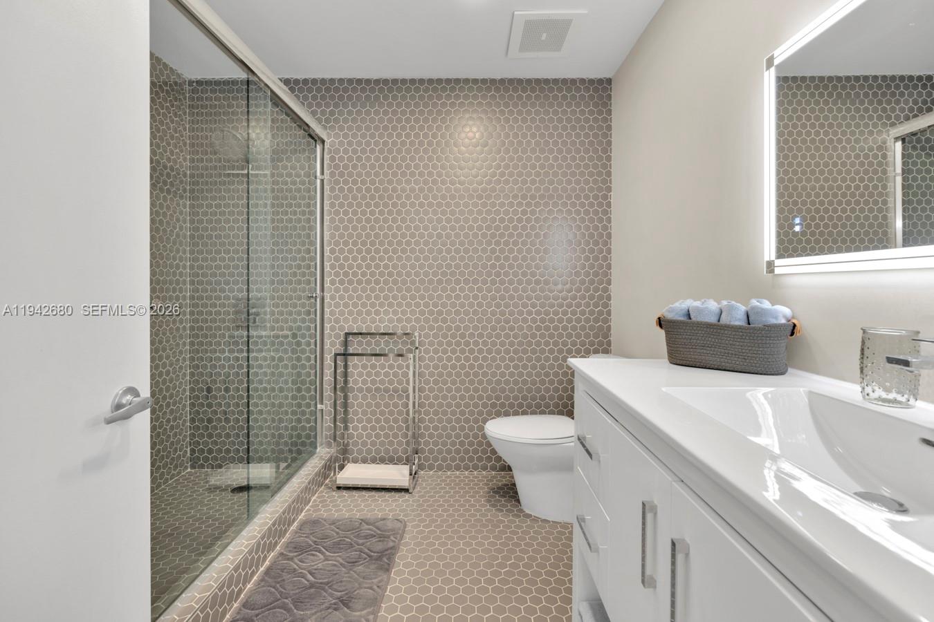 Uptown Marina Lofts - Residential