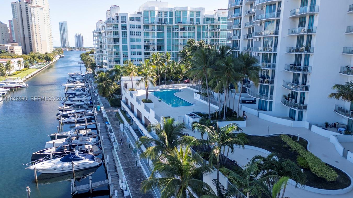 Uptown Marina Lofts - Residential