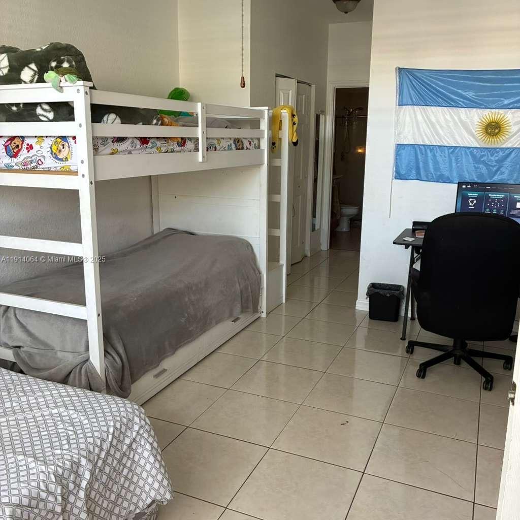 HAMPTON HILLS CONDO - Residential Lease