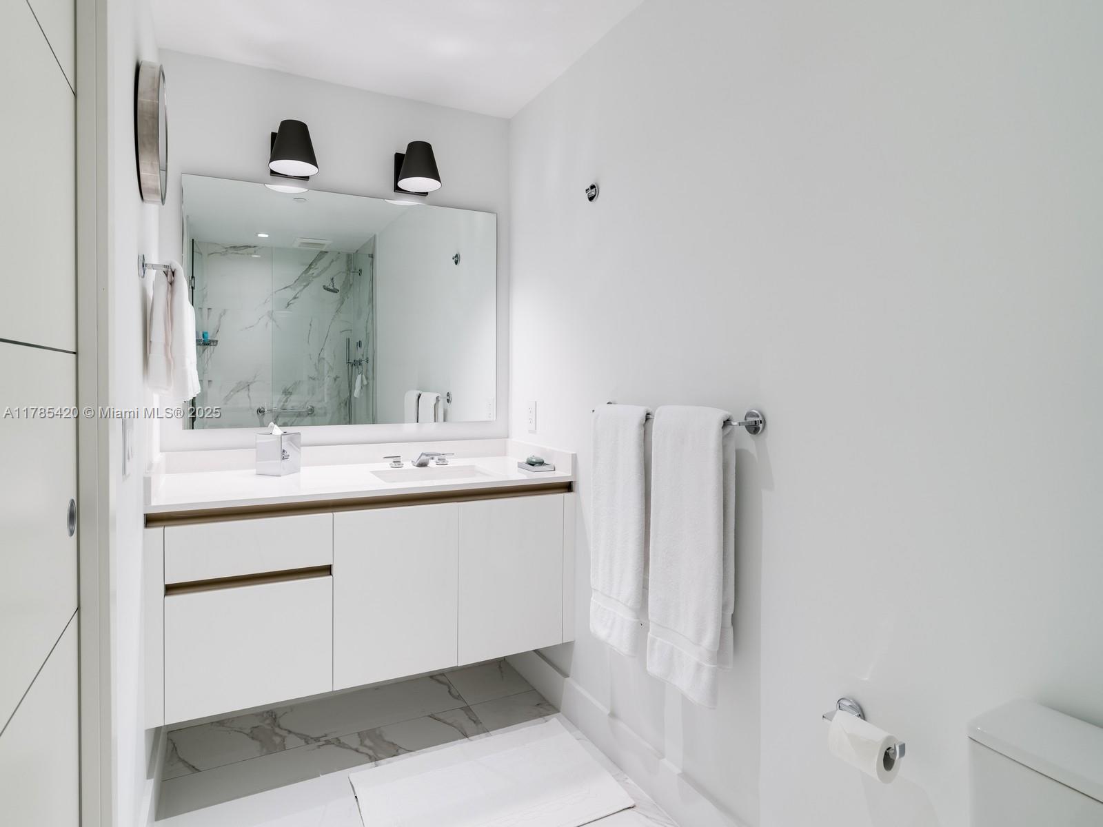 SEASIDE CONDO - Residential Lease