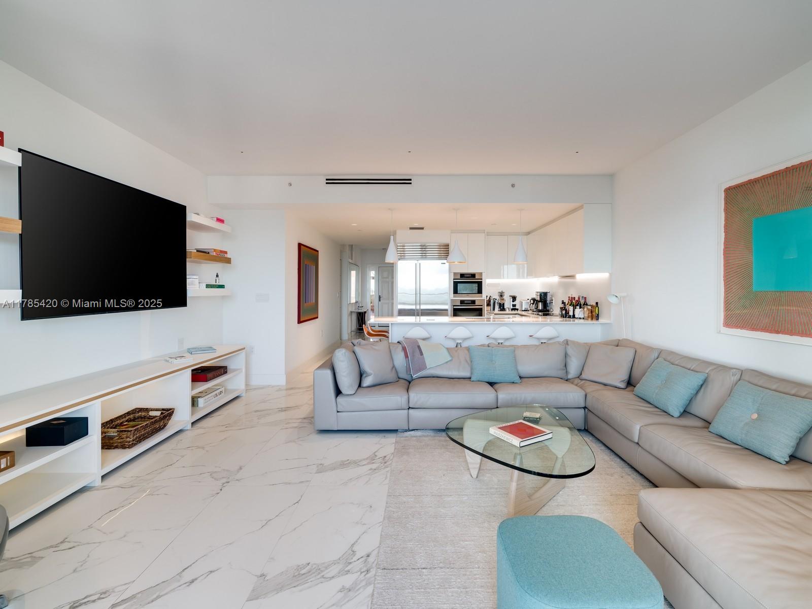 SEASIDE CONDO - Residential Lease