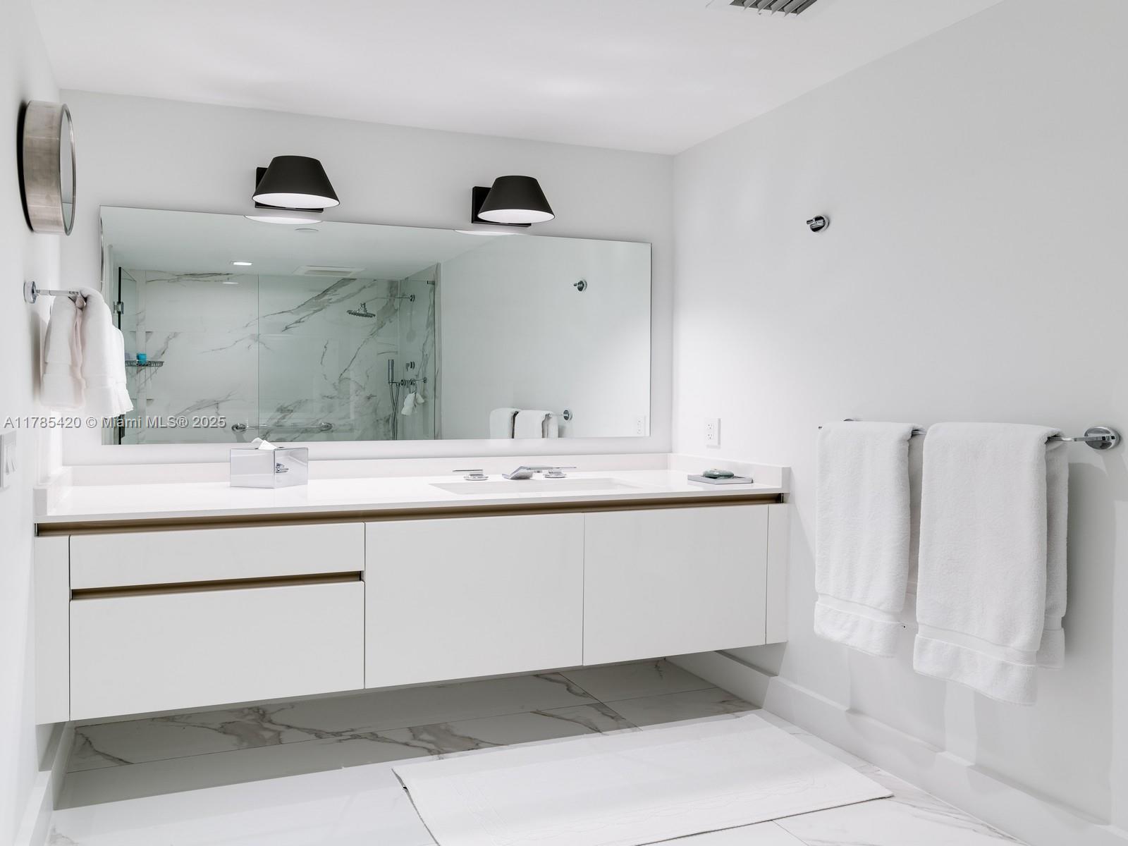 SEASIDE CONDO - Residential Lease