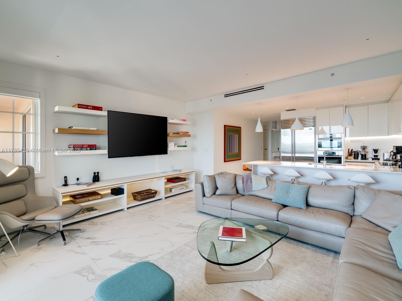 SEASIDE CONDO - Residential Lease