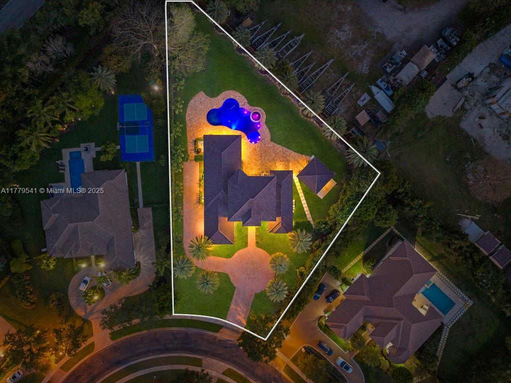 14200 S Jockey Cir S