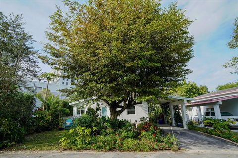 Single Family Residence in Coral Gables FL 213 Florida Ave.jpg