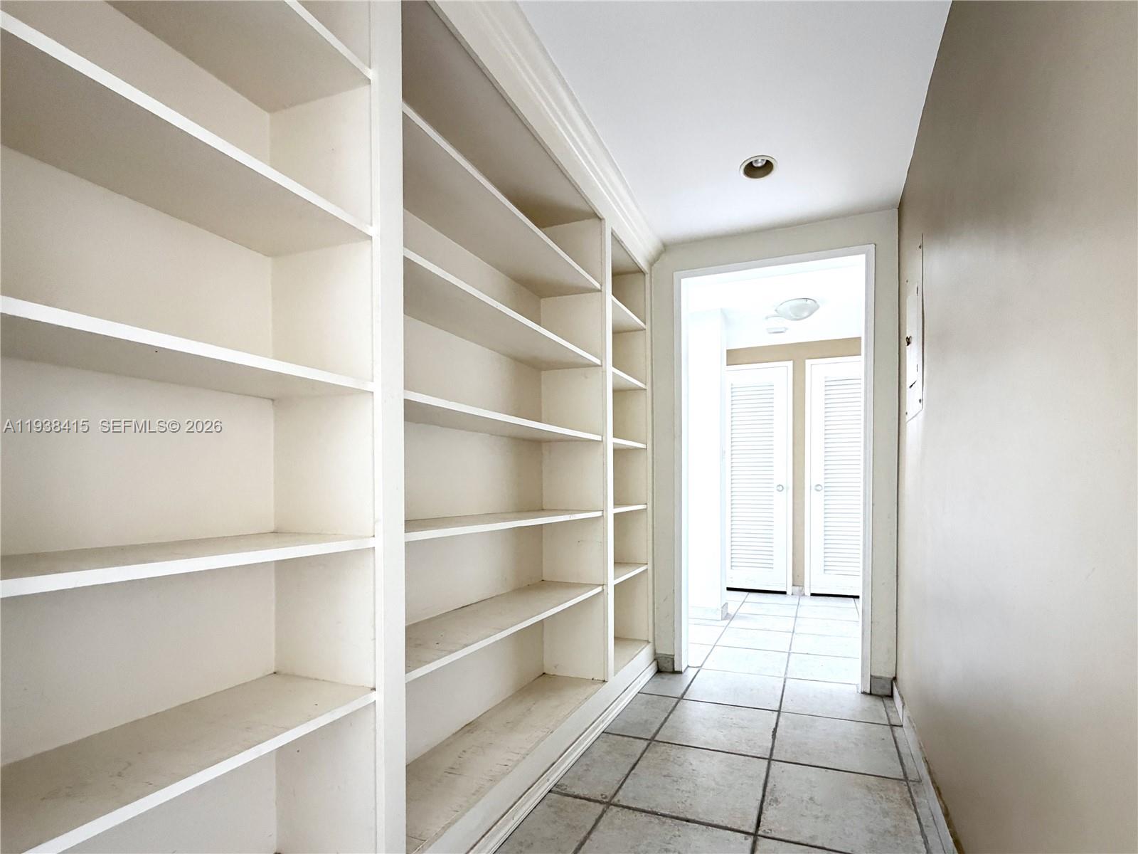 MEDITERRANEAN APARTMENTS - Residential