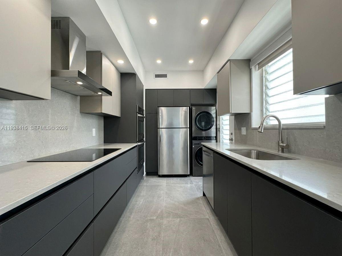 MEDITERRANEAN APARTMENTS - Residential