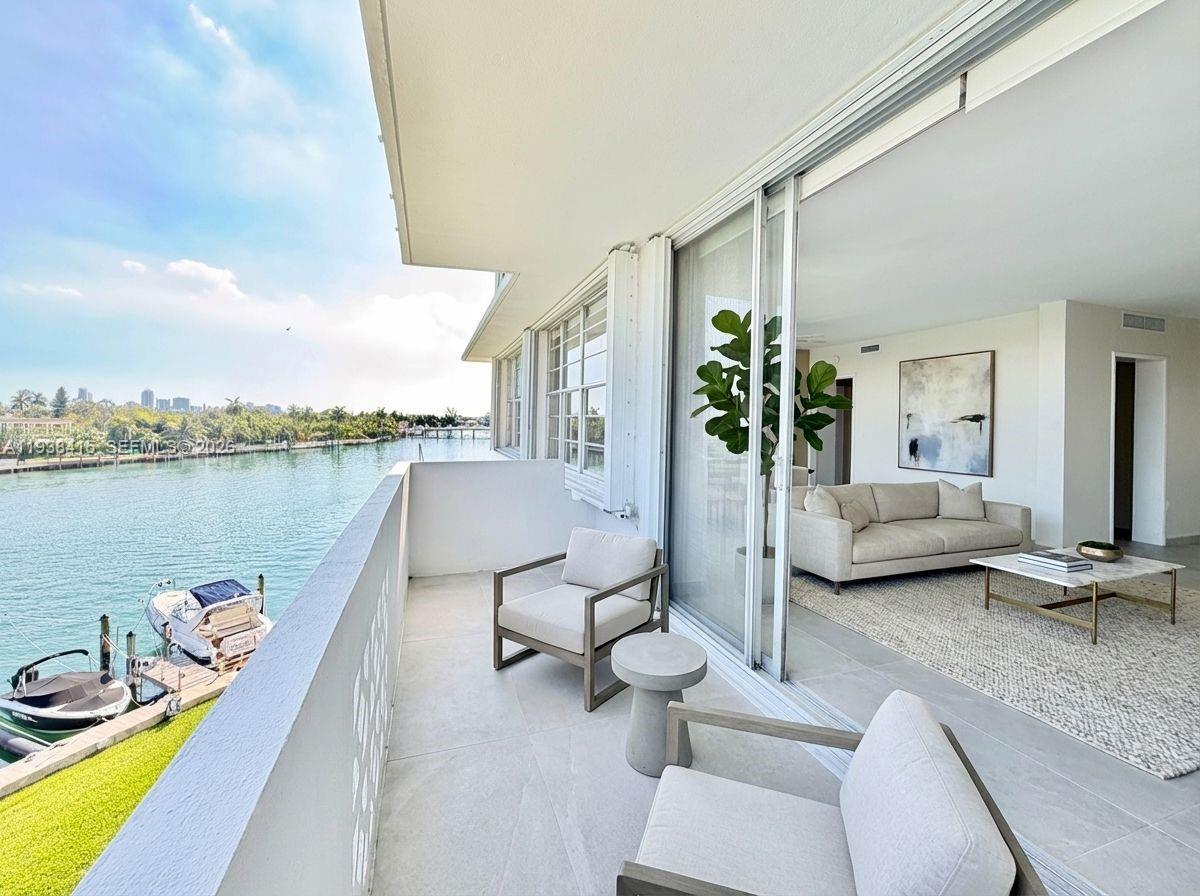 MEDITERRANEAN APARTMENTS - Residential