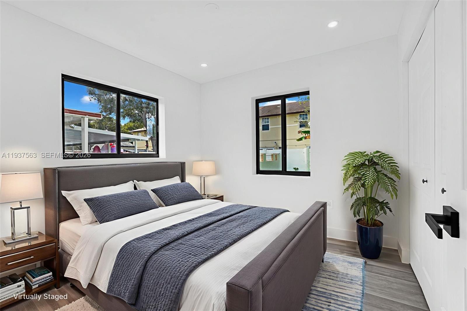 LESLIE ESTATES SEC 11 - Residential