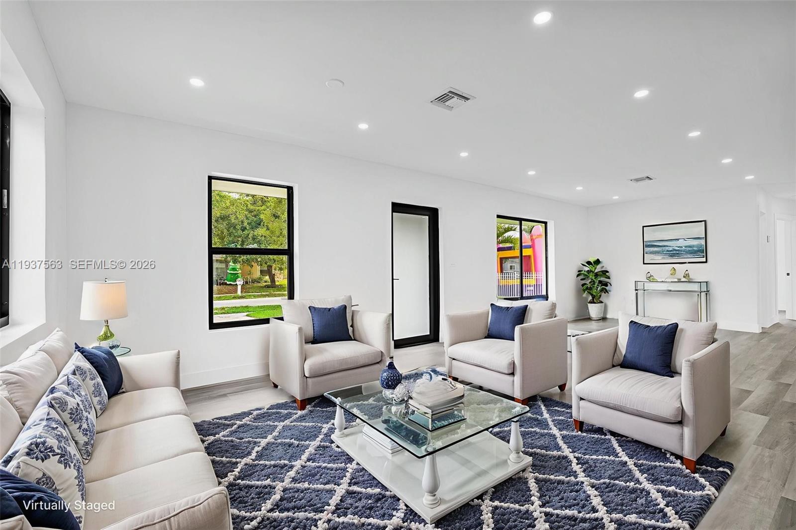 LESLIE ESTATES SEC 11 - Residential