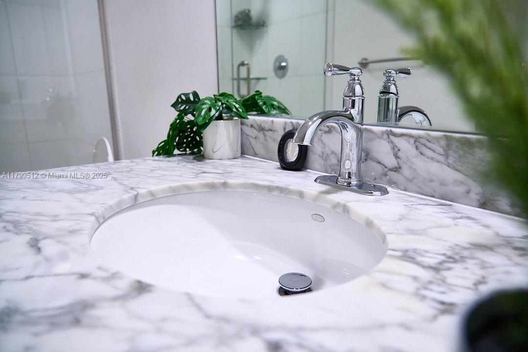 500 BRICKELL EAST CONDO - Residential