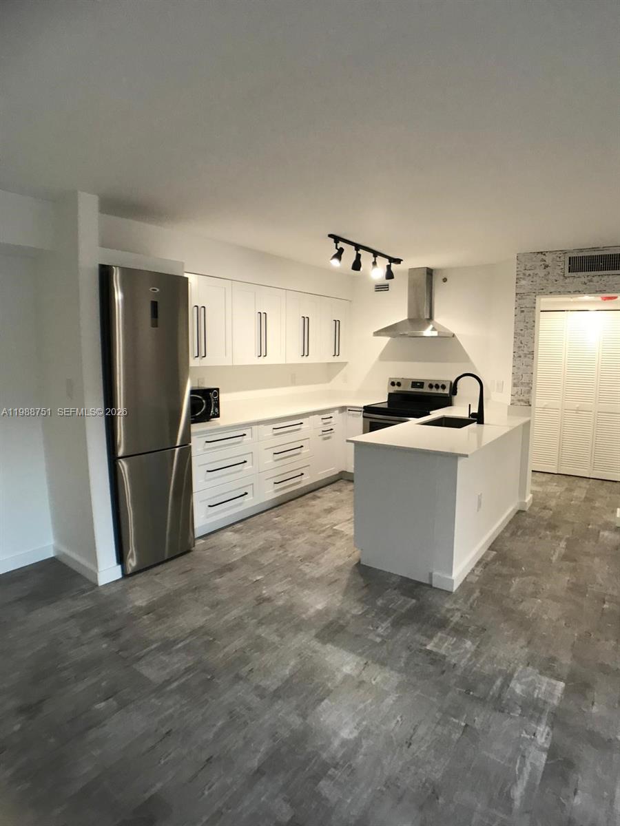 PARAGON PLANTATION CONDO - Residential Lease