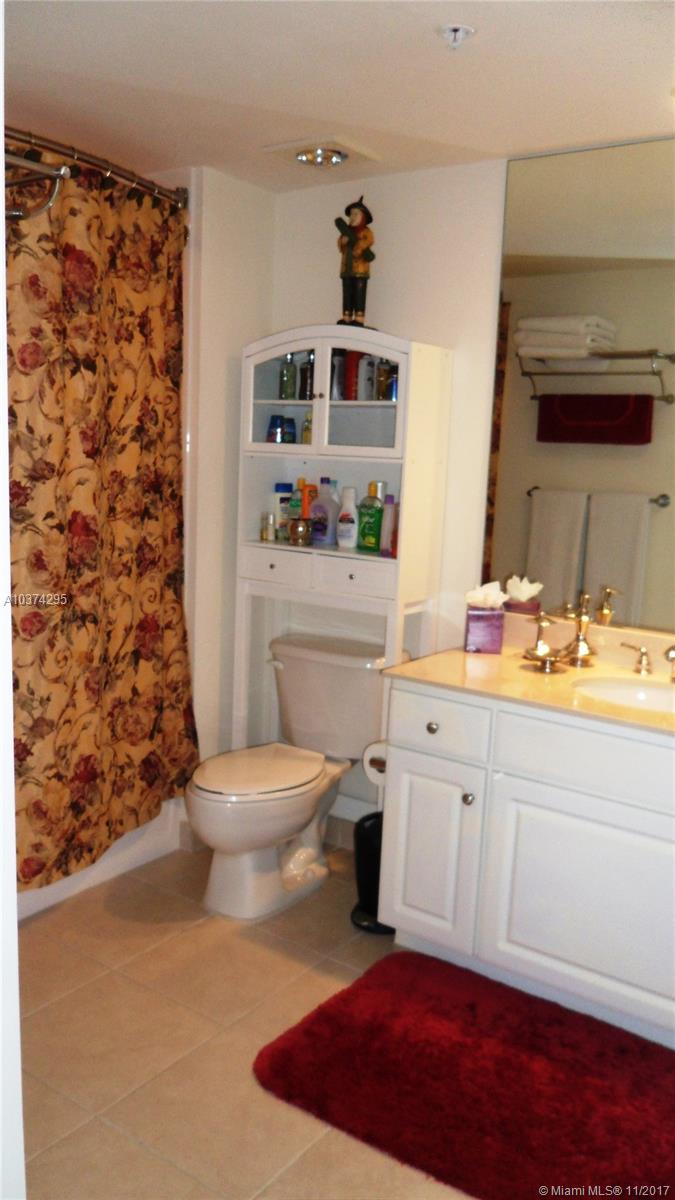 CITE CONDOMINIUMS - Residential Lease
