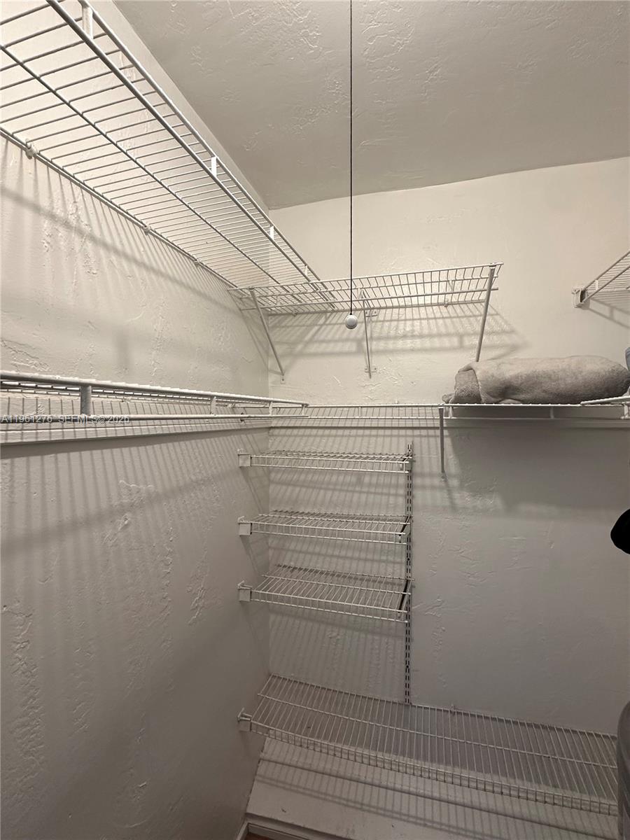 LINCOLN PLACE CONDO - Residential