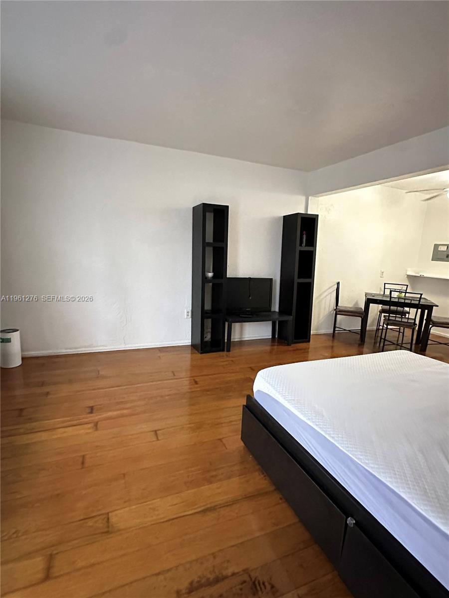 LINCOLN PLACE CONDO - Residential