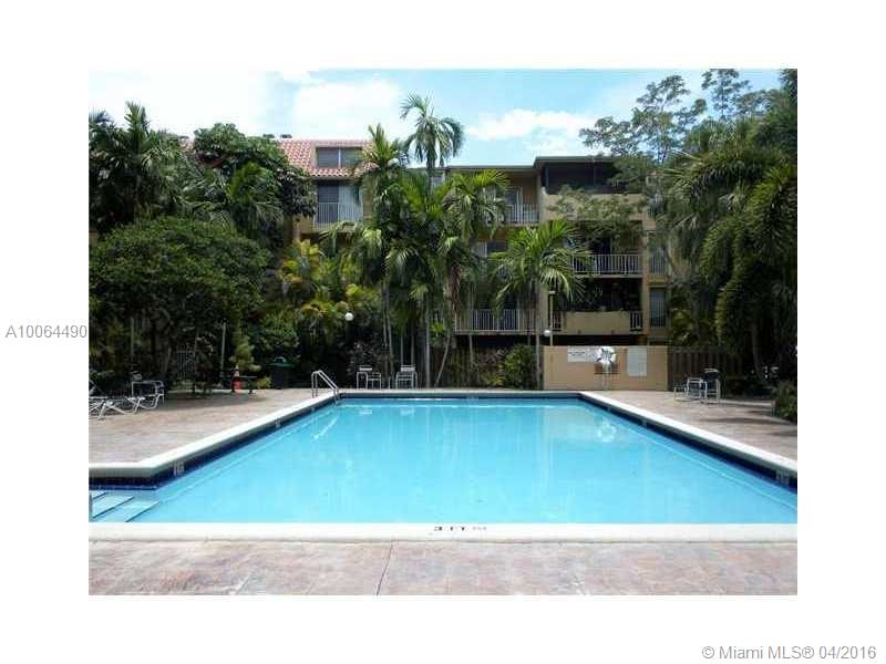 DADELAND GROVE CONDOUNIT - Residential Lease