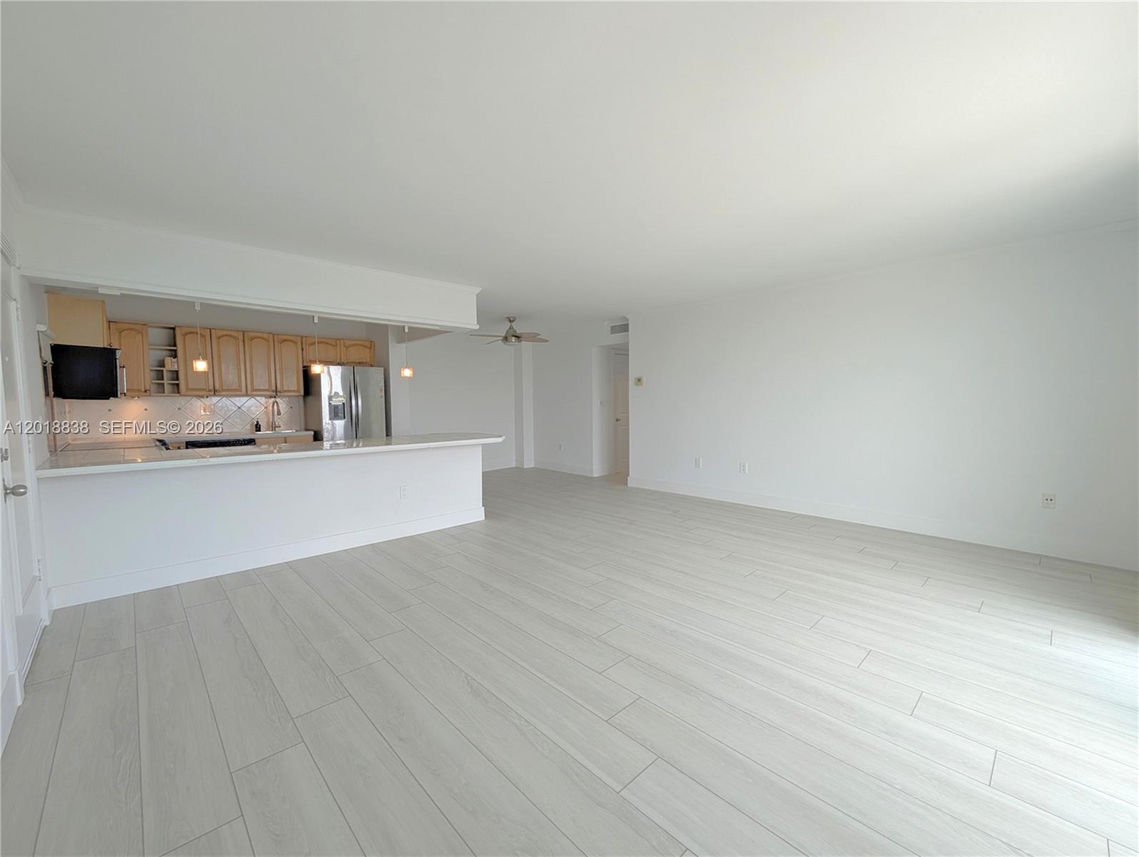 7133 Bay Dr PH-1