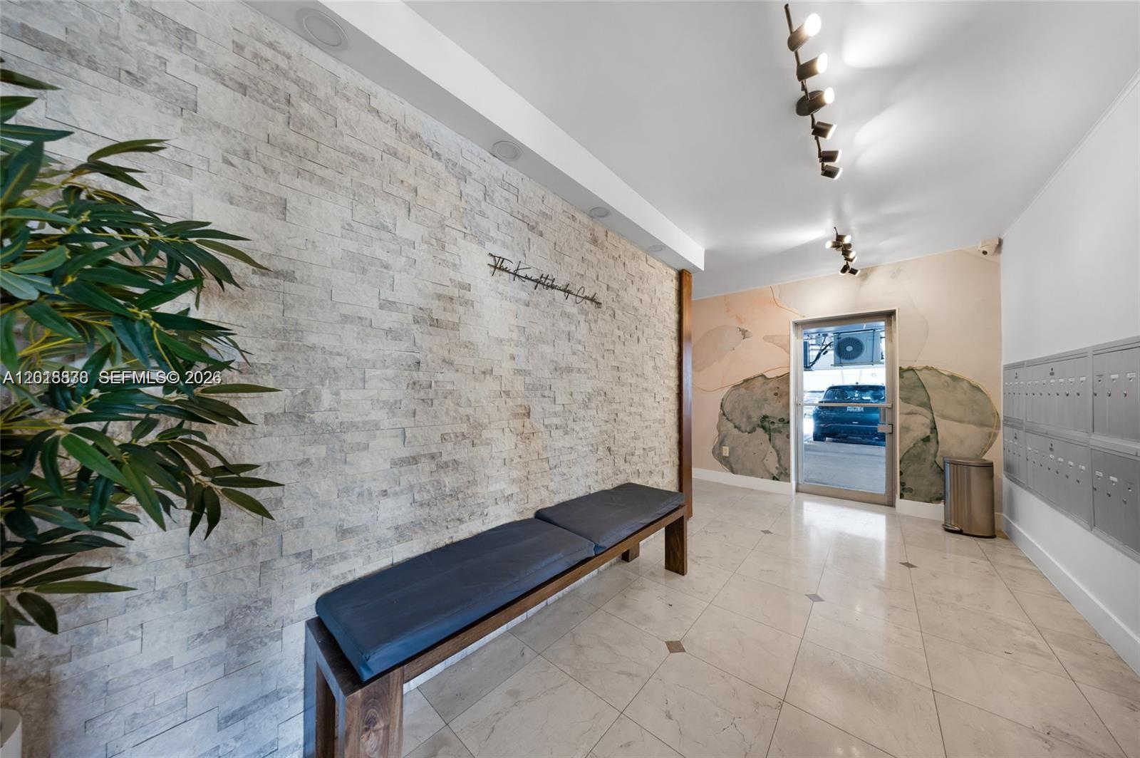 7133 Bay Dr PH-1