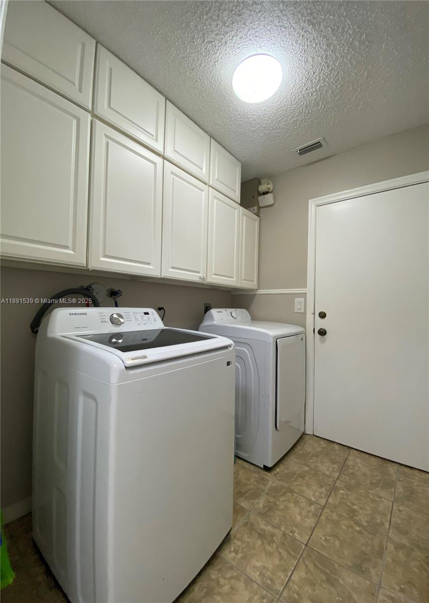 SILVER LAKES AT PEMBROKE - Residential Lease