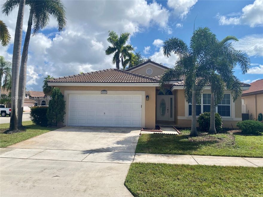 Welcome to this charming one-story corner home featuring 3 bedrooms, 2 full baths, and a 2-car garage located in the sought-after community of Coconut Cove in Silver Lakes. This well-maintained residence offers spacious living areas, tiled floors throughout, and a separate laundry room for added convenience.

Enjoy community amenities including a sparkling pool and playground, perfect for family living. Ideally situated near top-rated schools, shopping, dining, and major highways, this home is move-in ready and waiting for you!