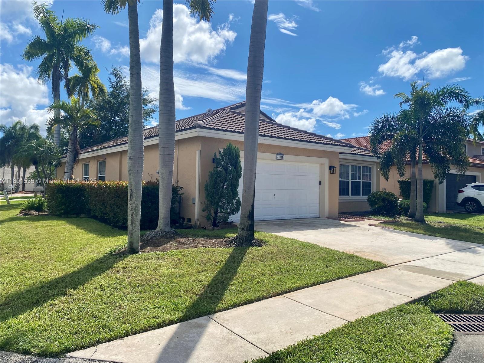 SILVER LAKES AT PEMBROKE - Residential Lease