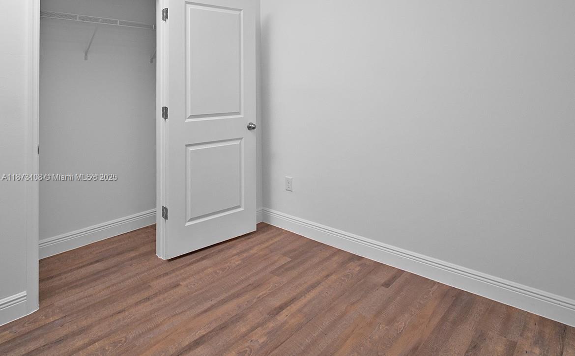 PORT LABELLE - Residential Lease