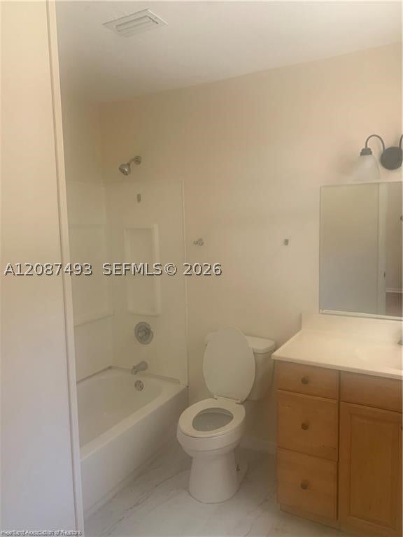 2225 N UNICORN
